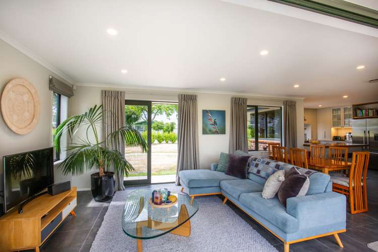 1 Lusty Place Stoke_16