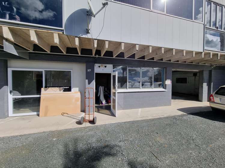 Unit 2/7 Poto Street Whangarei Central_1