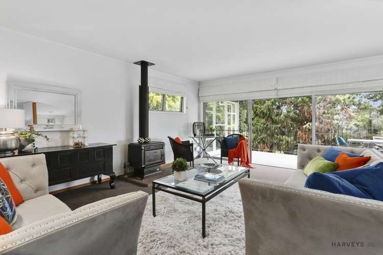 201 Godley Road Titirangi_12