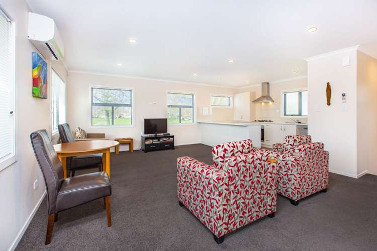 1/15 Cook Street Hamilton East_8