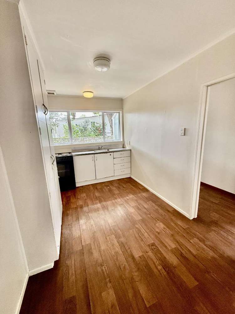 1/74A Trafalgar Street Onehunga_3