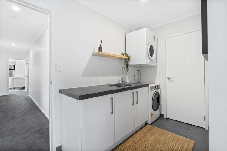 3 Floyd Road Riverhead_22