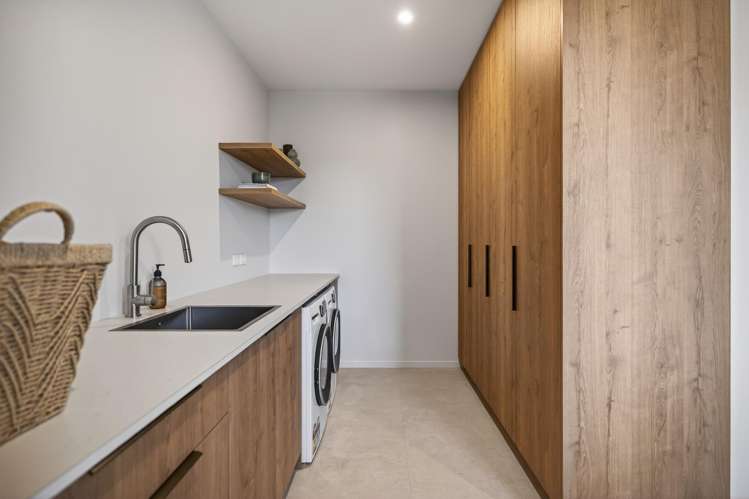 79 Middleton Road Queenstown Hill_25