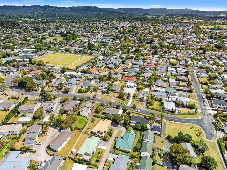 16b Roick Parade Glen Eden_23