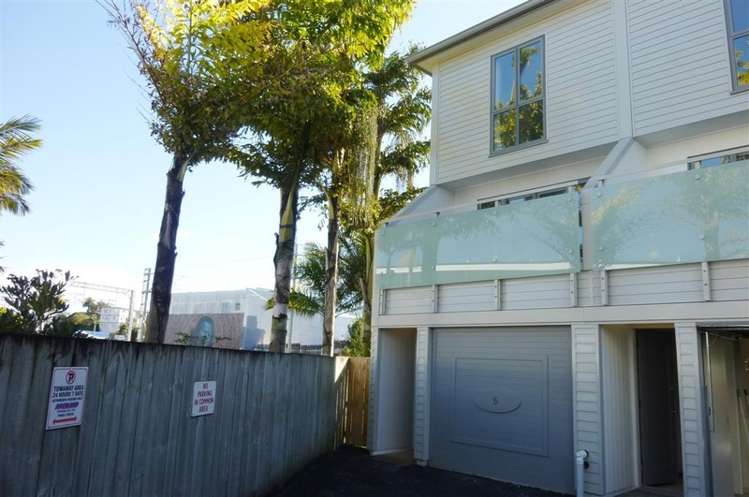 5/29 Rossmay Terrace Mount Eden_0