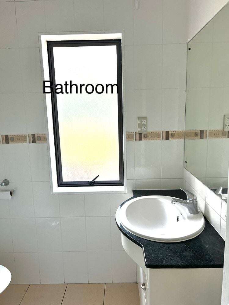 102 Middlefield Drive Flat Bush_9