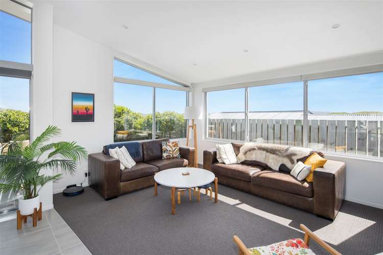 51 Red Beech Avenue Woodridge_8