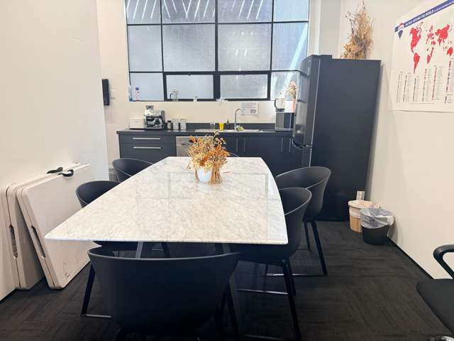 554 Victoria Street Central Hamilton Central_1