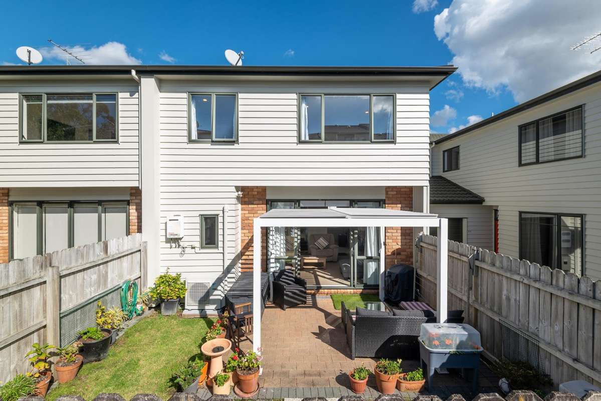 42/22 Northcross Drive_0