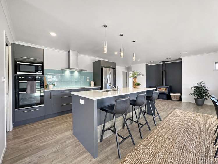 12 Lacebark Drive Kinloch_4