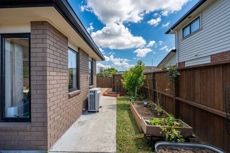 3/65 Knighton Road Hillcrest_15