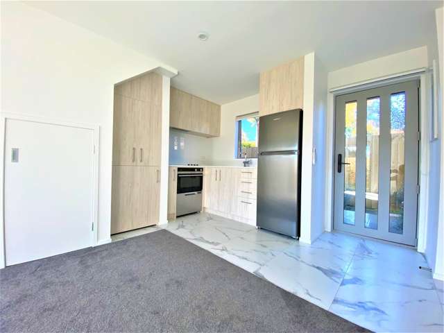 7 Flanshaw Road Te Atatu South_4