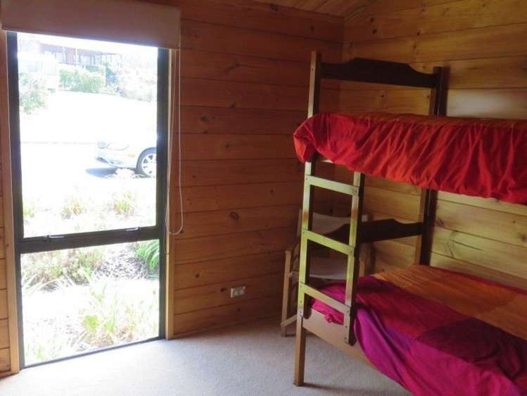 136 Oratia Place Onemana_20