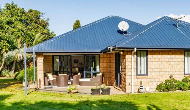 Private Cul-de-Sac Sunny Retreat