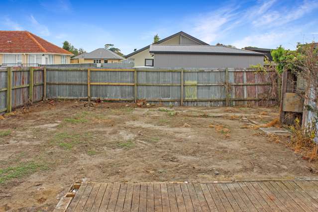 87 Ottawa Road Wainoni_1