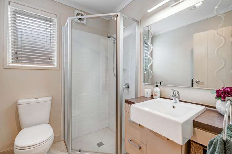 1 Barnacle Rise Red Beach_9