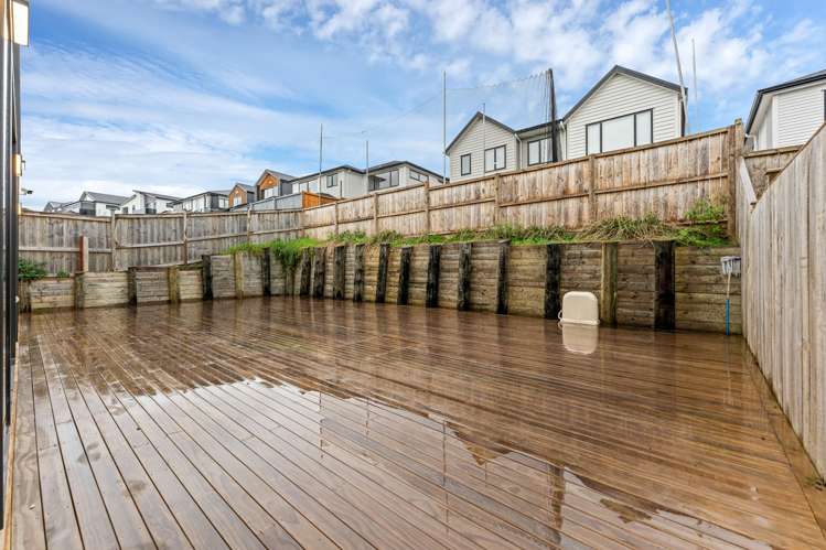 12 Greenstead Close Flat Bush_34