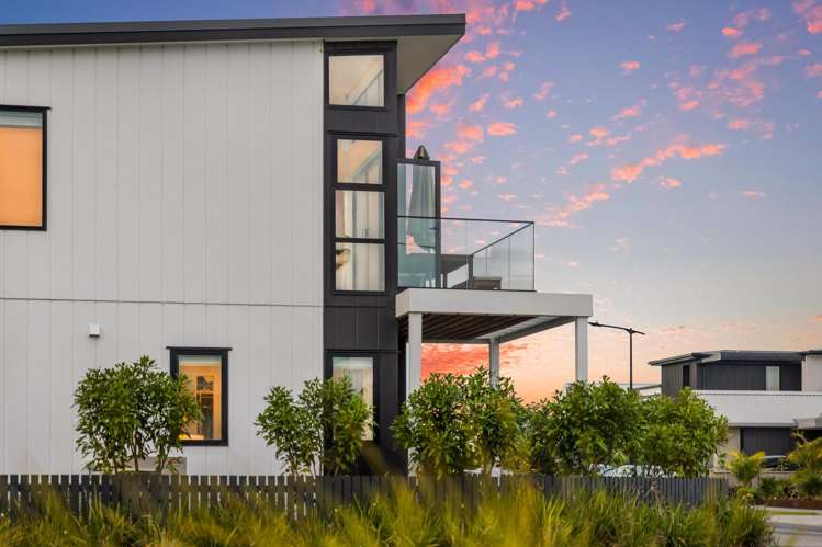 49 Treloar Crescent Hobsonville_16