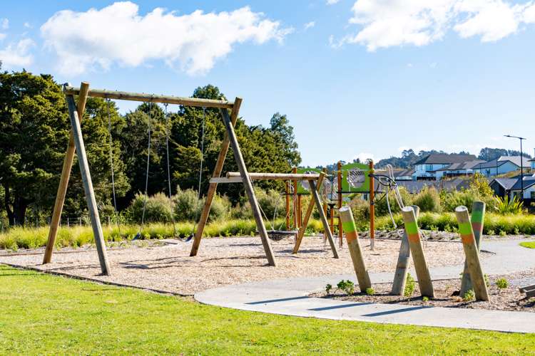 42 Maryvale Road Wainui_12