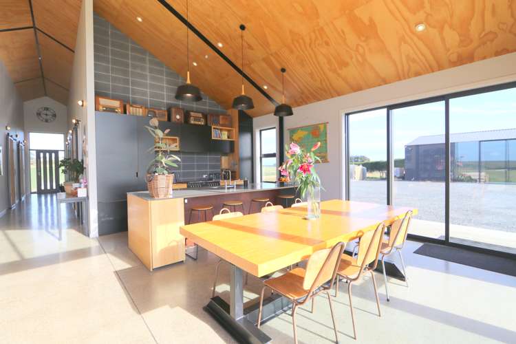 99 Blondell Road Waimatua_10