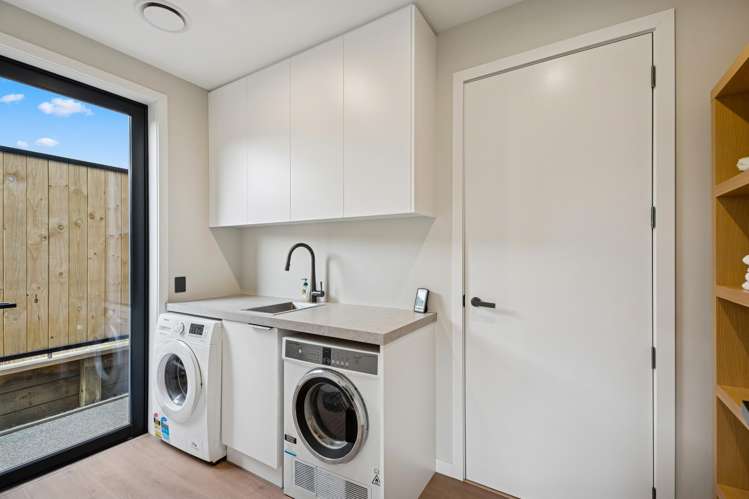 93 Magnum Drive Cromwell_21