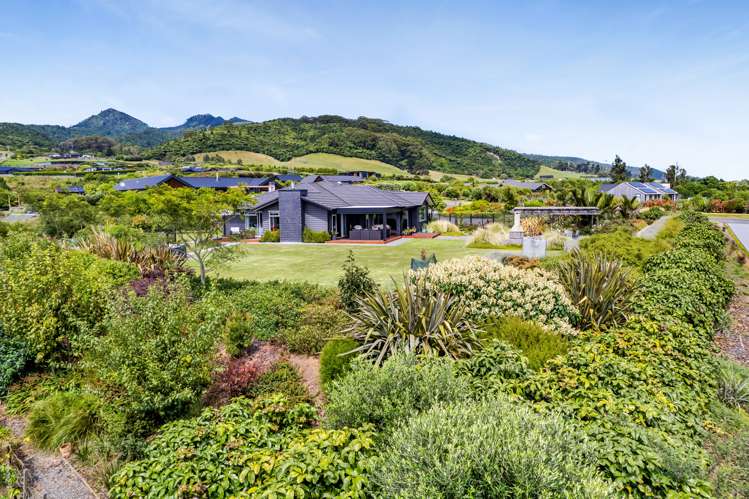 12 Pahakahaka Drive Oakura_1