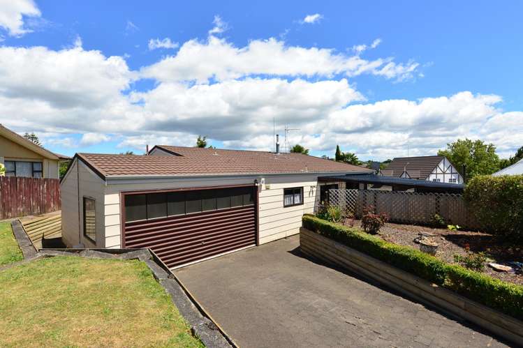 5 Deborah Place Dinsdale_14