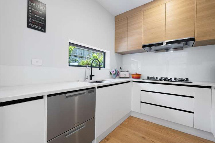 9 Ruku Street Long Bay_13