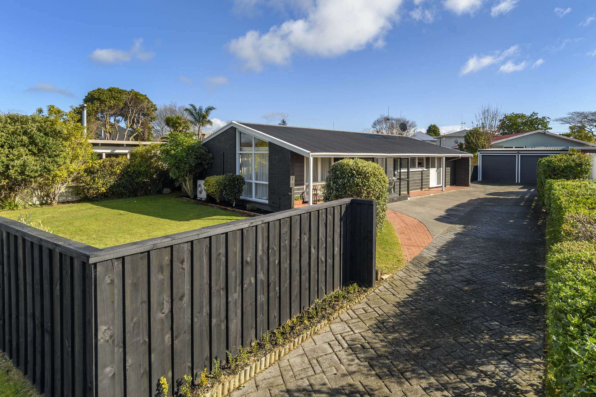 221 Levers Road Matua_0