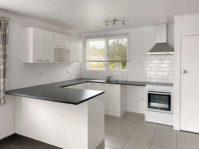 69 Baird Road 11139_1
