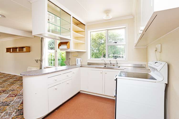 765 Queens Drive Waikiwi_2