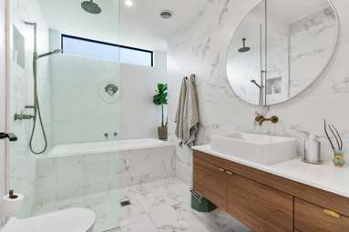 1/14 Colonial Road_1