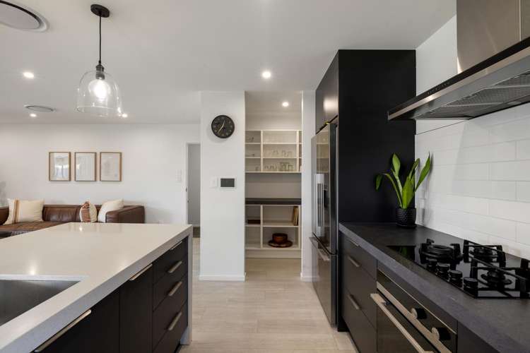 19 Kimbrae Drive Rototuna North_3