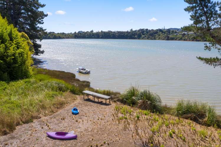 246 Hills Road Raglan_17