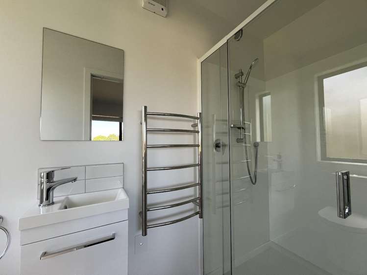 4/30 Bowater Place 10686_8