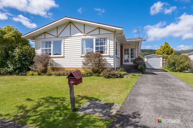 280 Wellington Road Wainuiomata_17