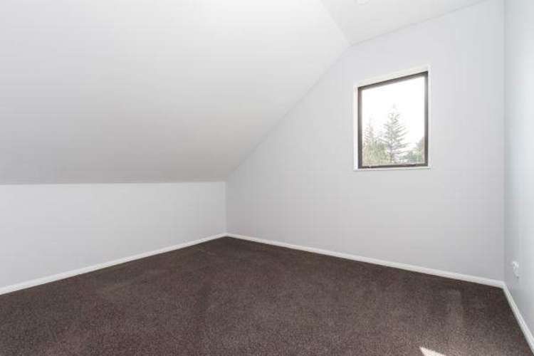 15 Asics Drive Favona_8