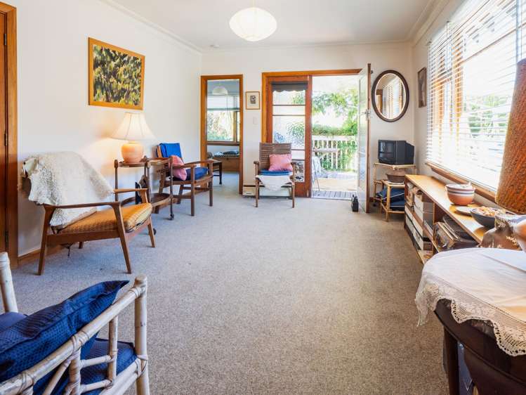 4 Watson Street Akaroa_14