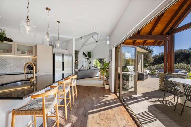 916 Aubrey Road Albert Town_1