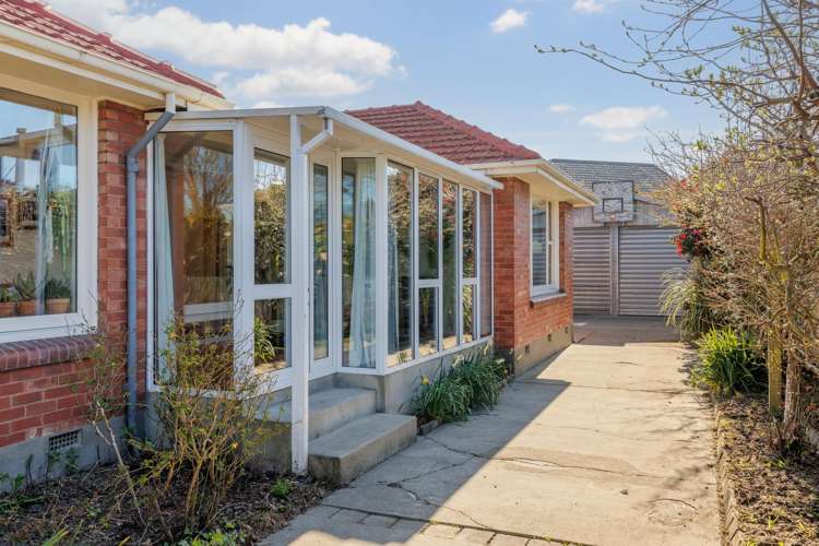 35 Stanbury Avenue Somerfield_21