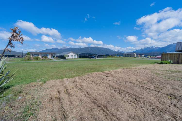 33 Takitimu Avenue Te Anau_4