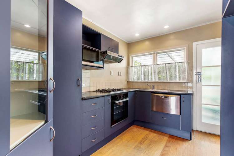 28 Resolute Way Papakura_6