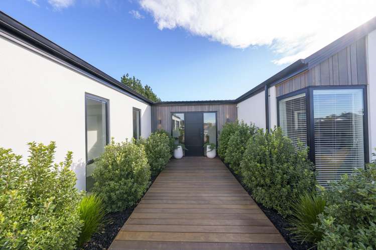 105 Northmoor Boulevard Rolleston_1