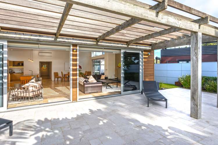 23 Claxton Avenue Pauanui_16