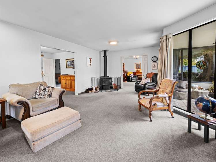 3 Falcon Drive_5