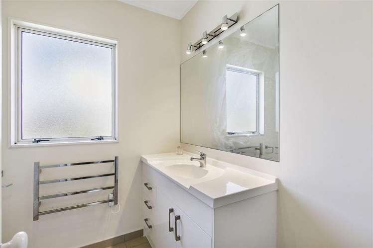 2/20 Penruddocke Road 1679_17