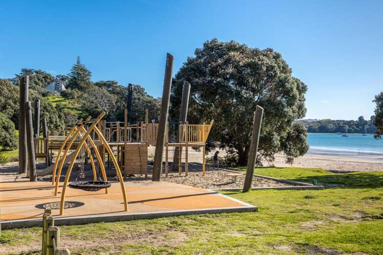 27 Goodwin Avenue Oneroa_33