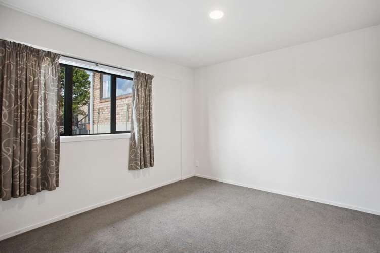 37 Tirohunga Drive Henderson_30