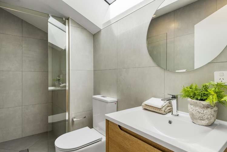 83 Bearing Parade Long Bay_9