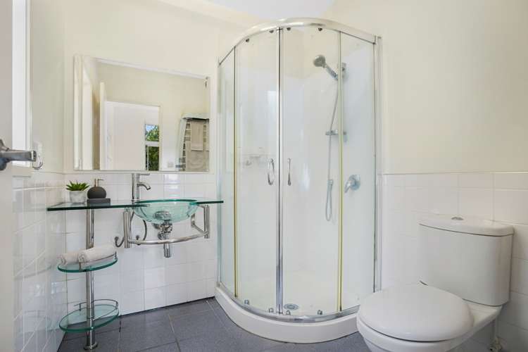 23 Crocombe Crescent Beach Haven_15